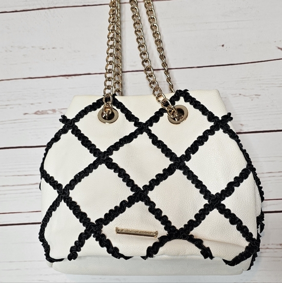 Betsey Johnson Black and White Bow Bag with Makeup Pouch - Picture 2 of 16